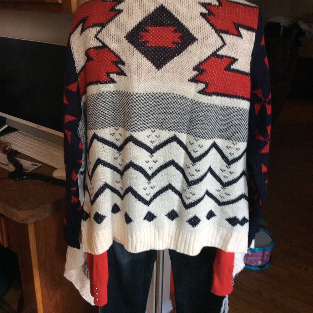 Fornia Beige/Blue/Red Aztec Sweater Size S/M, NWT